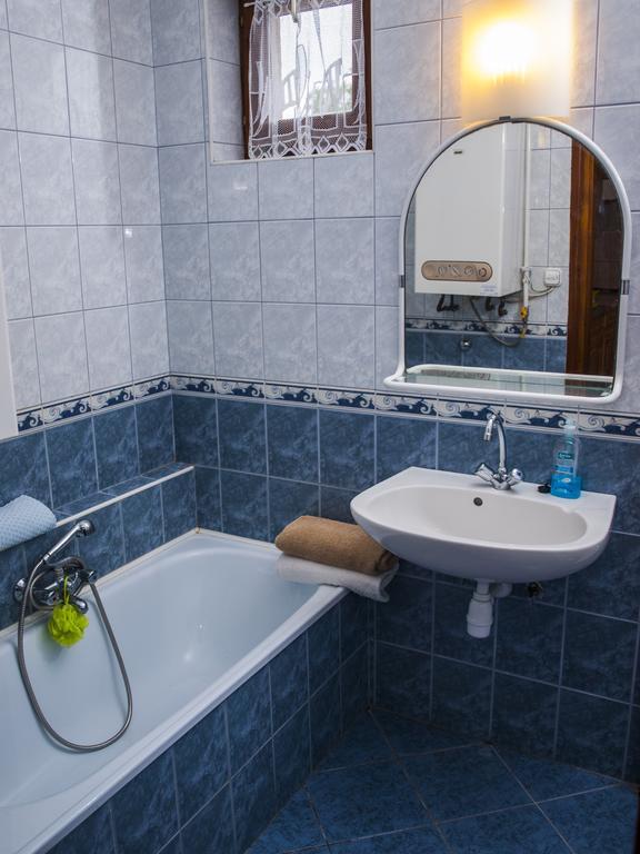 Flora Apartman غيولا المظهر الخارجي الصورة